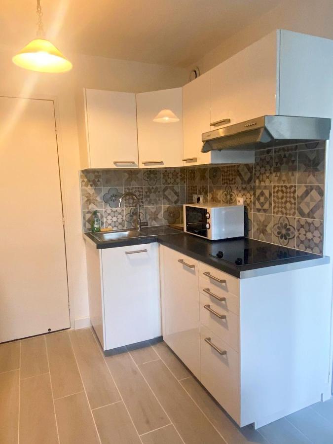 Appartement Frejus Avec Jardin, Piscine, Plage, Tennis Eksteriør billede