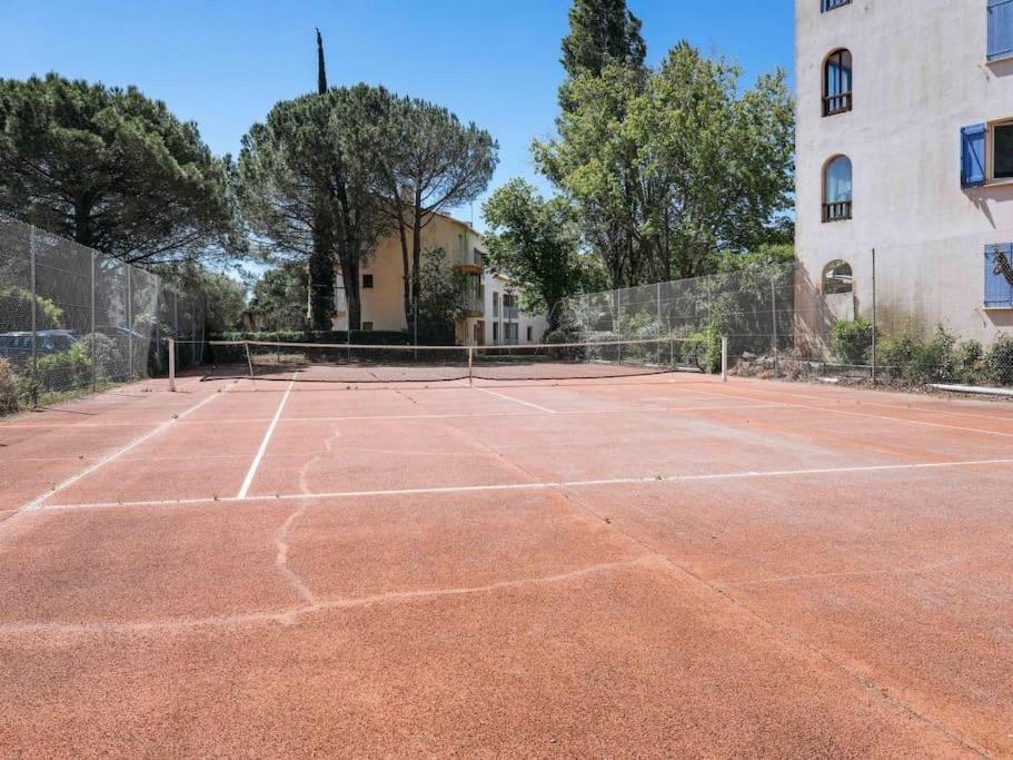 Appartement Frejus Avec Jardin, Piscine, Plage, Tennis Eksteriør billede