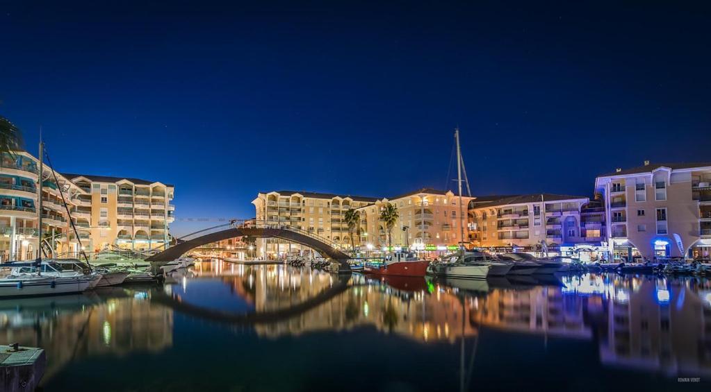 Appartement Frejus Avec Jardin, Piscine, Plage, Tennis Eksteriør billede